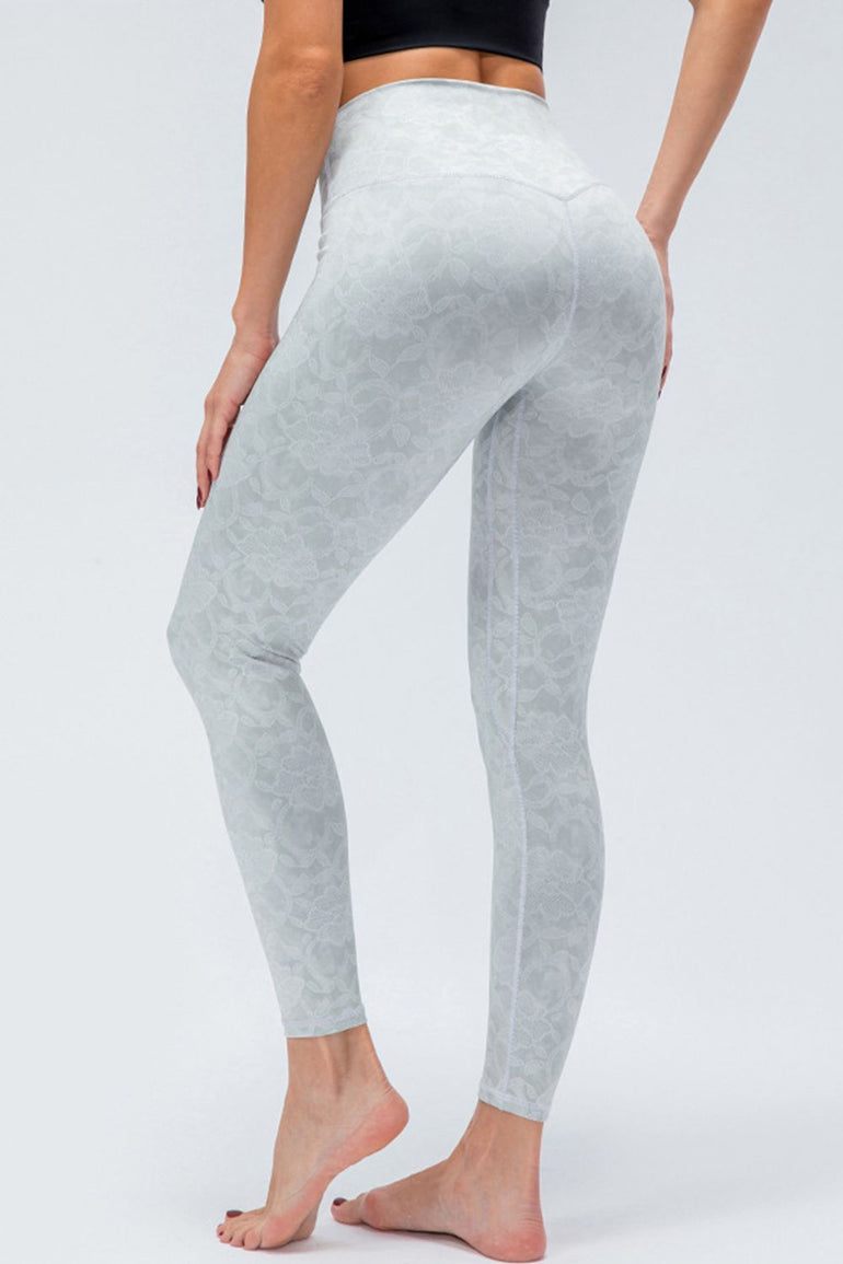 Barevici Axis wideband leggings women’s slim fit high waist active tights in ivory, back view.